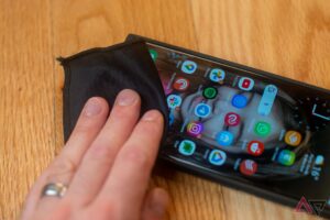 Revestimento da tela do Galaxy S24 Ultra supostamente desgastando para alguns usuários
